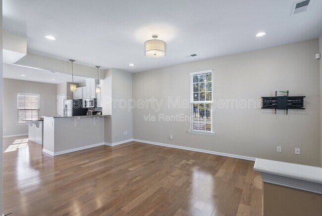 Building Photo - 11323 Sadler Walk Ln