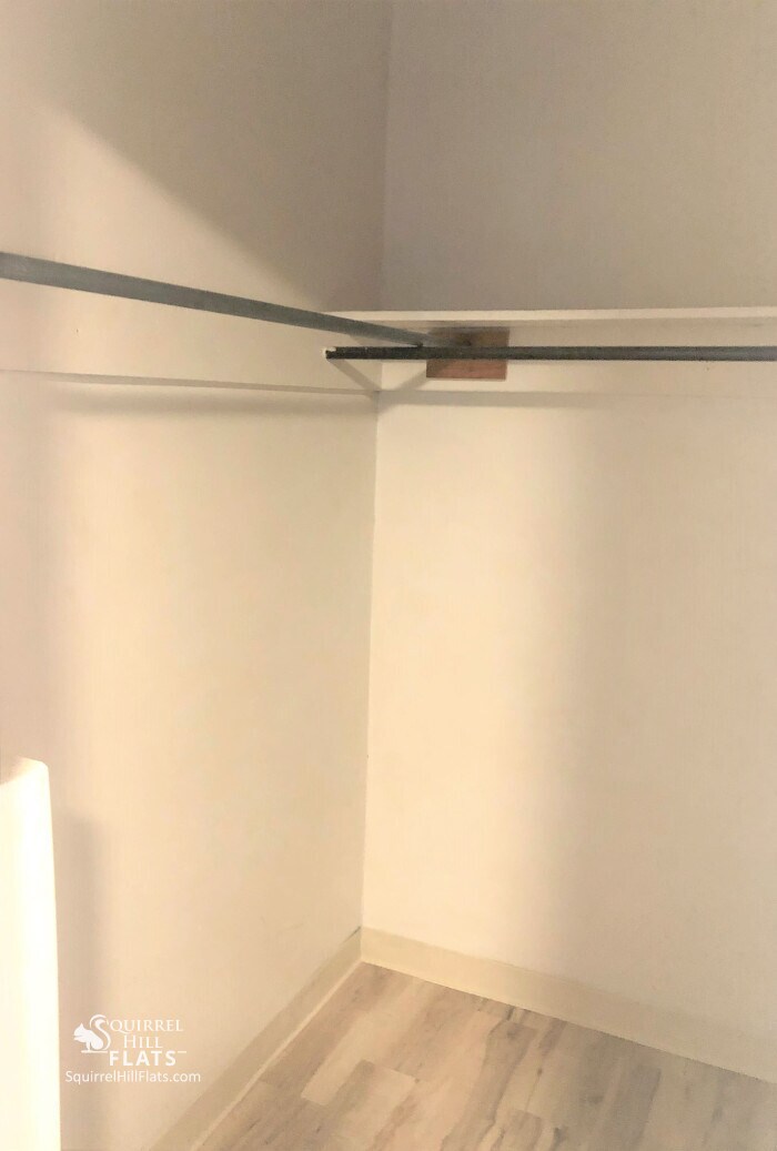 Building Photo - 5712 Phillips Ave