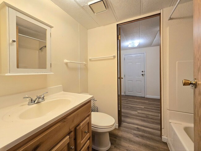 Building Photo - 3 Bedroom Home in Marysville
