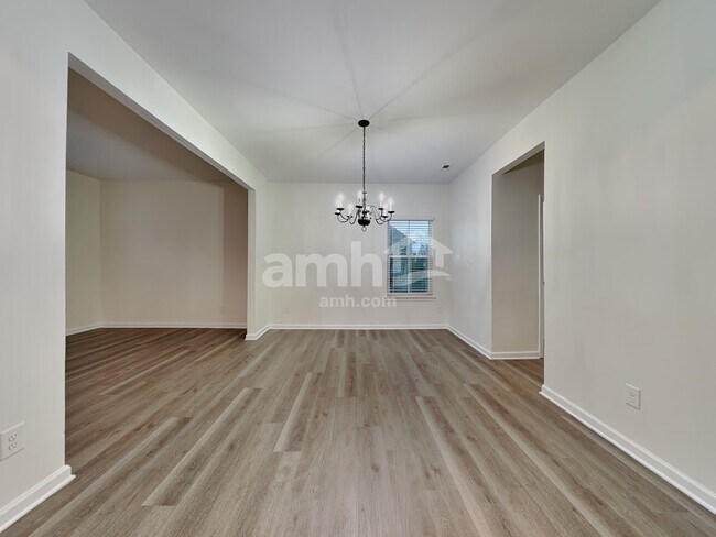 Building Photo - 3972 Harmattan Dr