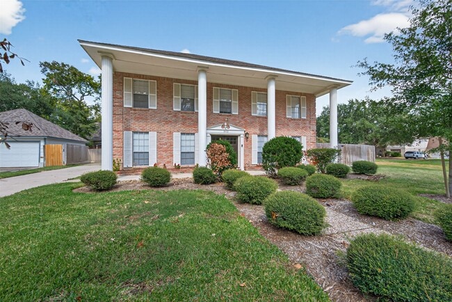 Building Photo - 3602 Blue Cypress Dr