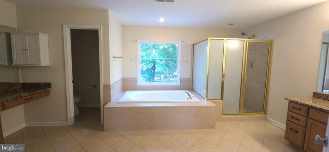 Building Photo - 1117 Aquia Dr