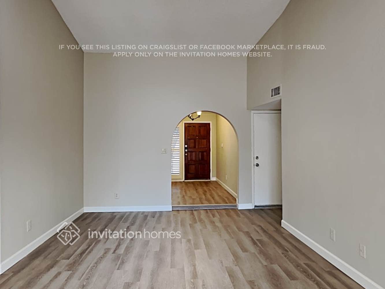 Building Photo - 18432 N 46th Ave