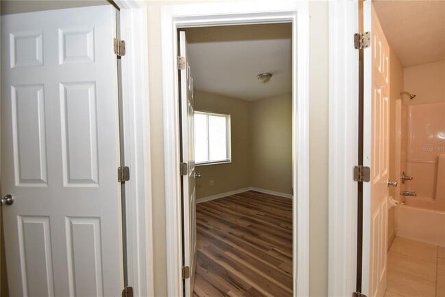 Building Photo - 27 Bunker View Dr