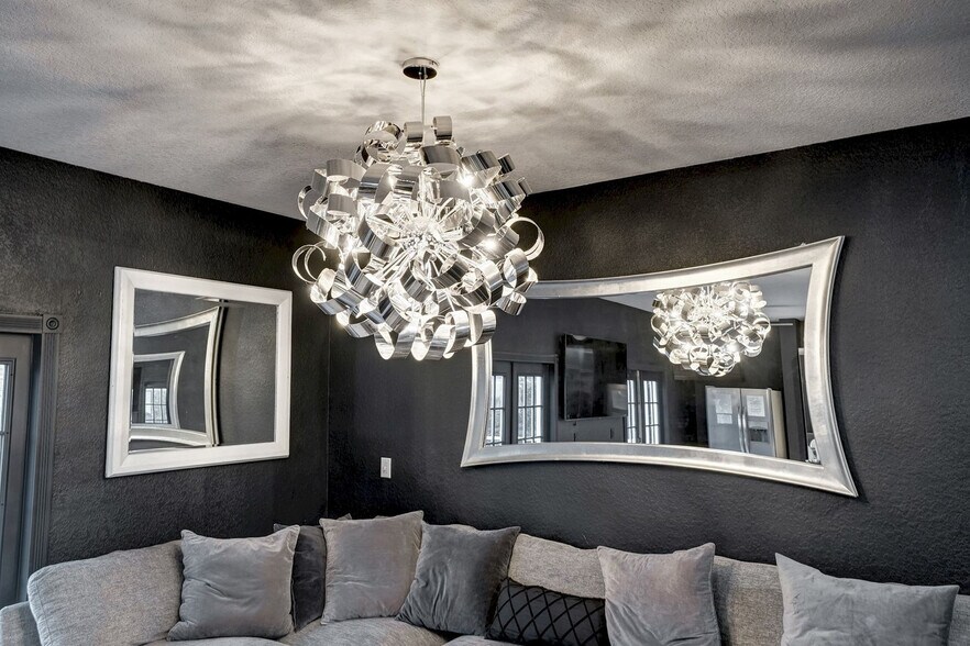 Building Photo - 1145 Troon Cir