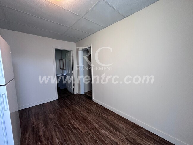 Building Photo - 511 Jackson-