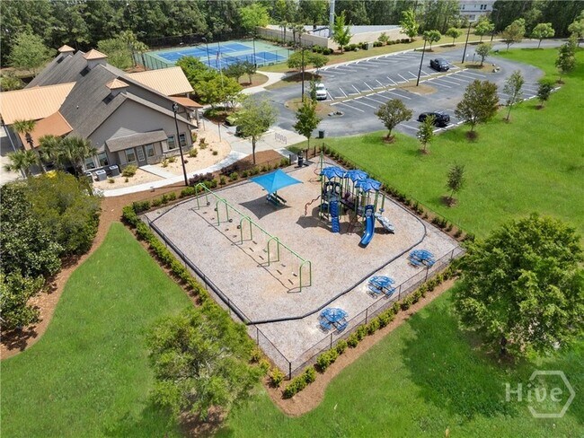 Building Photo - 116 Peabody St