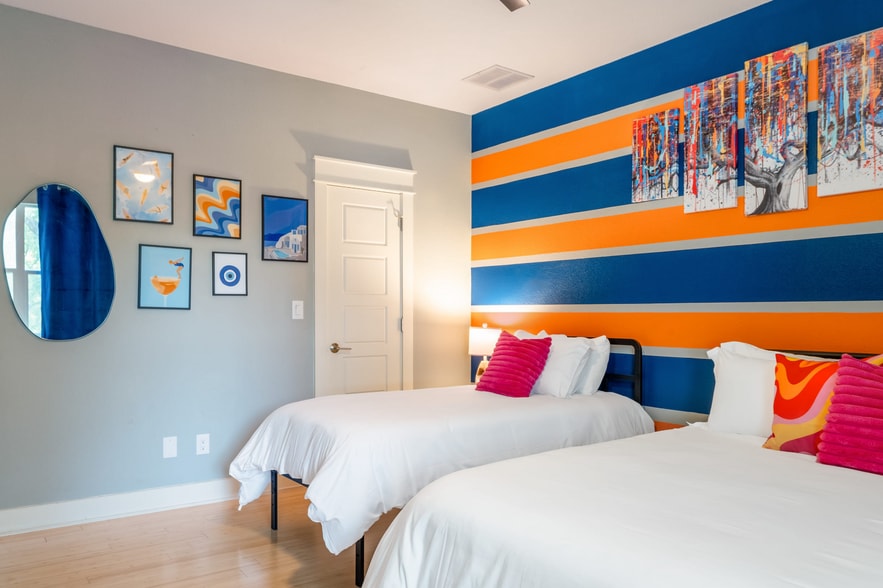 Building Photo - 3000 Neal St