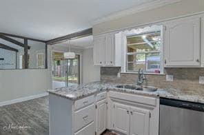 Building Photo - "Charming 3-Bed Retreat with Cozy Fireplace on Blue Spruce Drive - Your Perfect Shreveport Haven!"