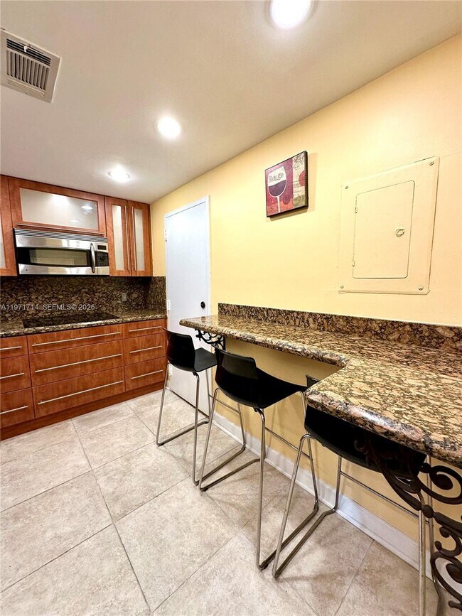 Building Photo - 1950 S Ocean Dr