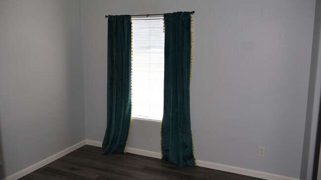 Building Photo - Reno #2023