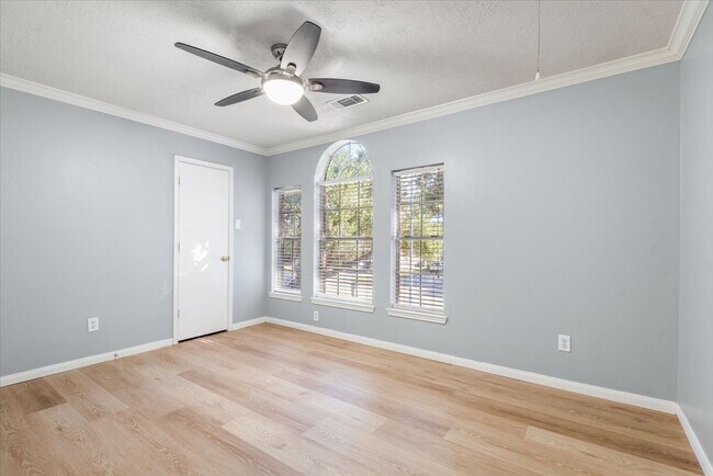 Building Photo - 3111 Rainmont Ln