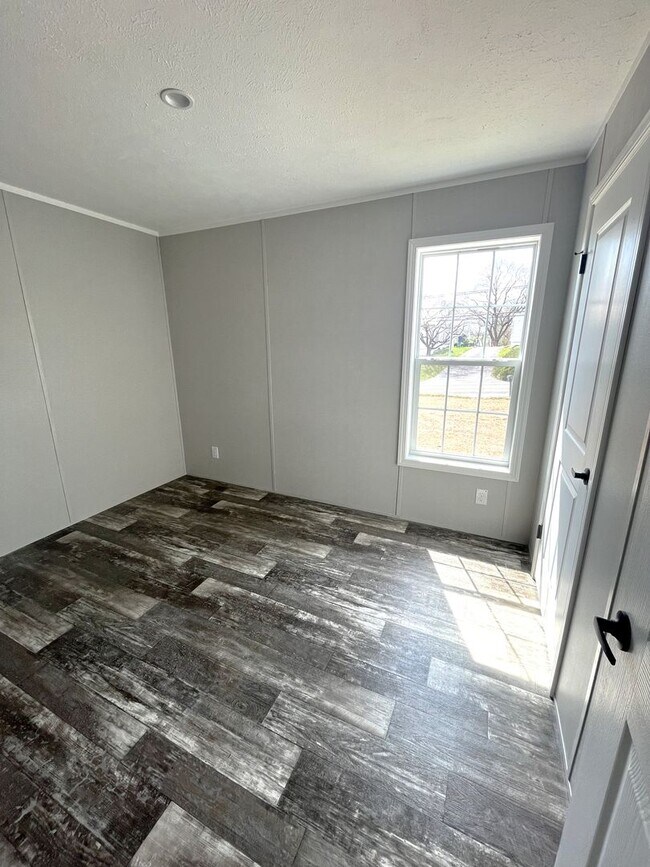 Building Photo - NEW!!!! Mobile home featuring 2 bedrooms and 1 bathroom.