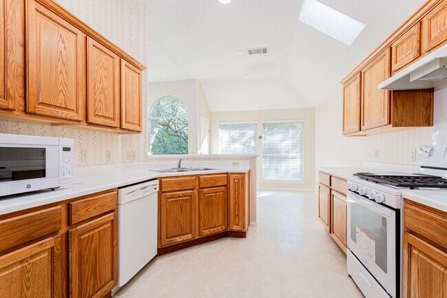 Building Photo - 13003 Tantivy Dr