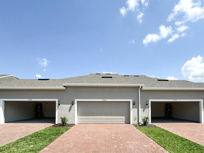 Building Photo - 7066 Bolanzo Aly