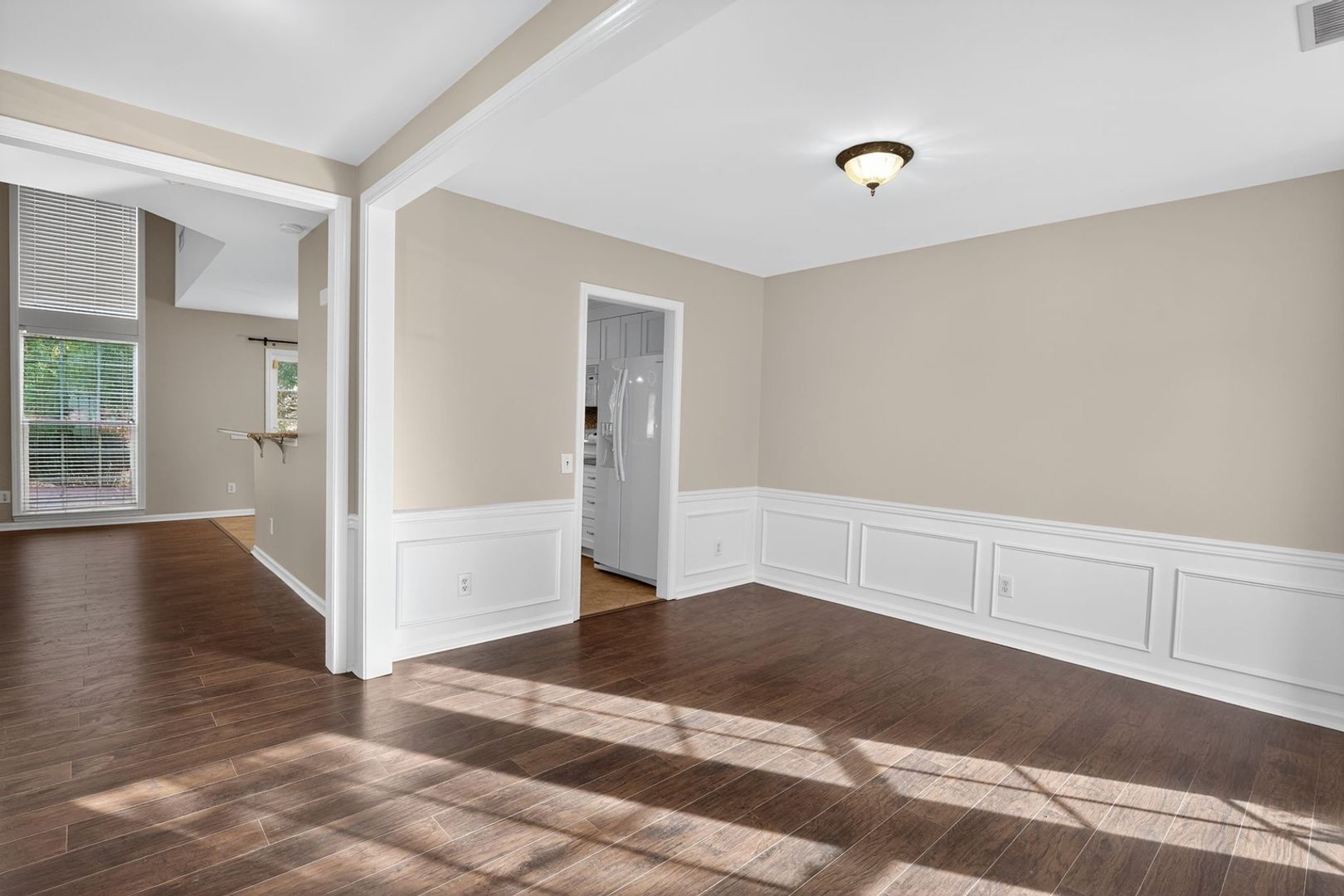 Building Photo - 5229 Bentgrass Run Dr