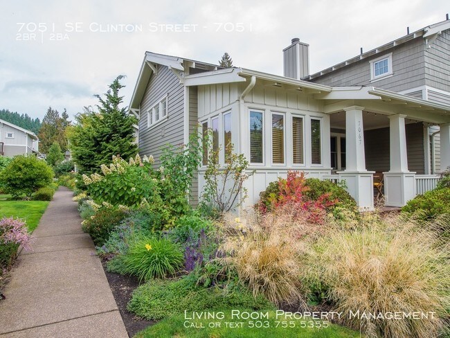 Building Photo - 7051 SE Clinton St
