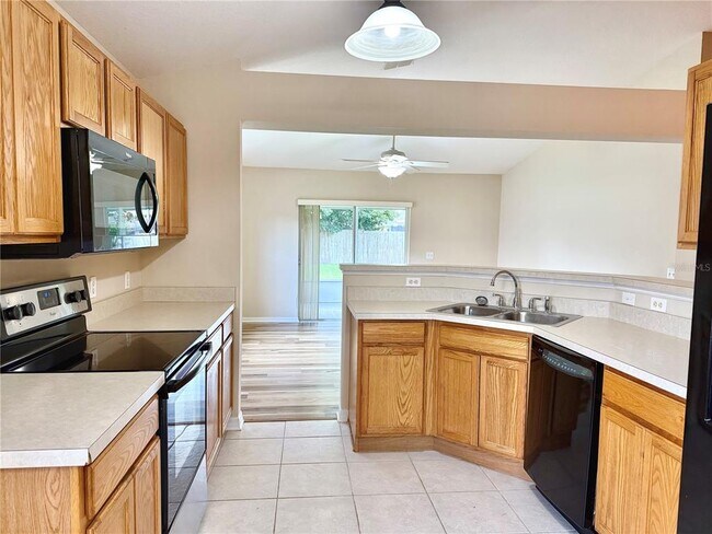 Building Photo - 2555 Palmetto Ridge Cir