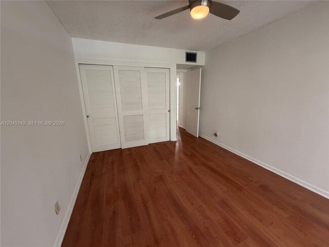 Building Photo - 3301 Spanish Moss Terrace