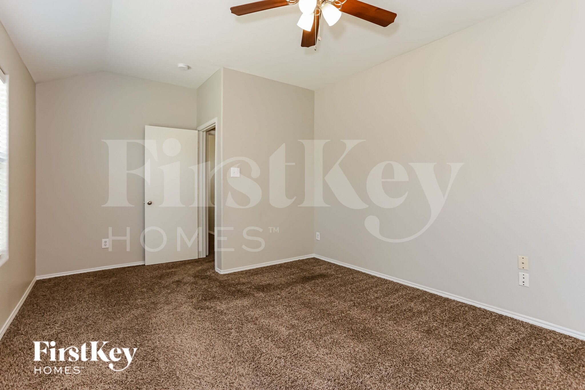 Building Photo - 1422 Waldrop Dr