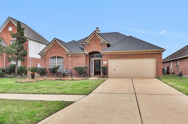 Primary Photo - 10114 Willow Crossing Dr