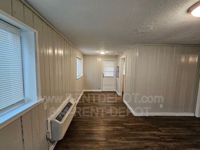 Building Photo - 1100 Washington Ave