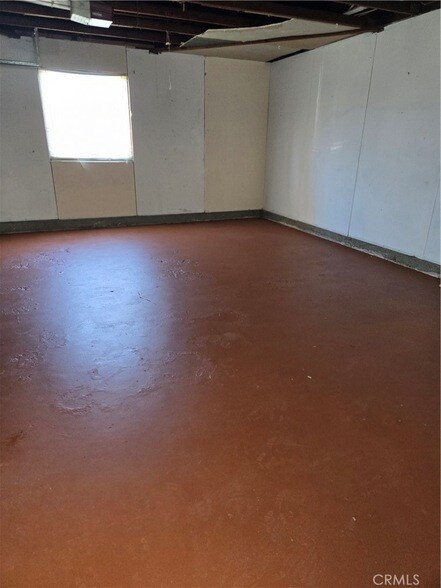 Building Photo - 6787 Emerson Dr