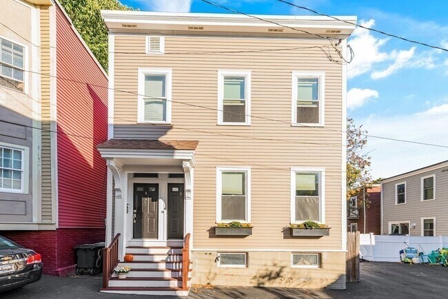 Building Photo - 4 Flint Pl
