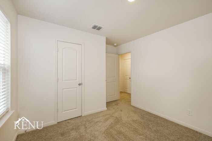 Building Photo - 10934 Chatham Ct