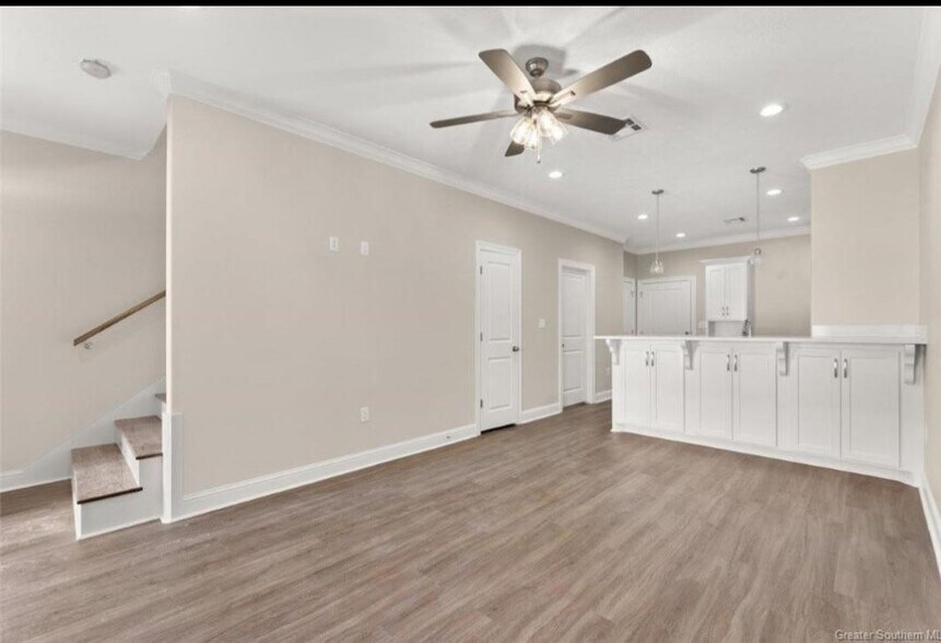 Building Photo - 2403 Enterprise Blvd