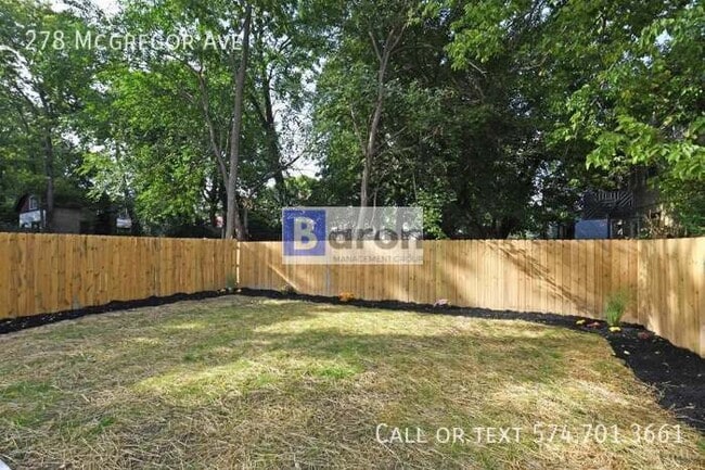 Building Photo - 278 Mcgregor Ave