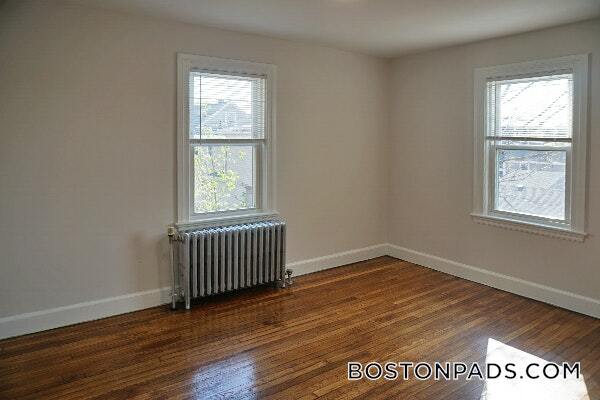 Building Photo - 95 Adams St