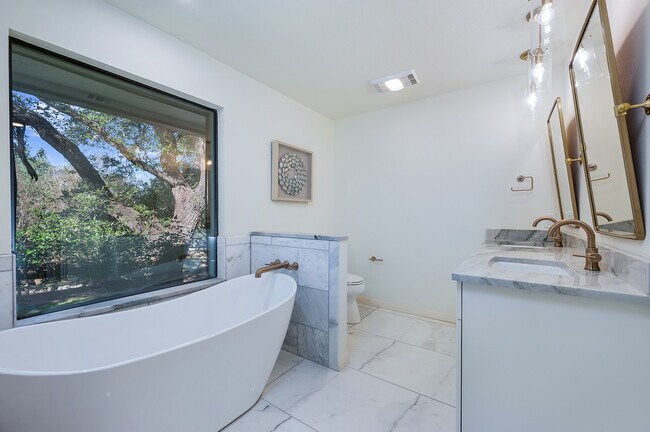 Building Photo - 29224 Seabiscuit Dr