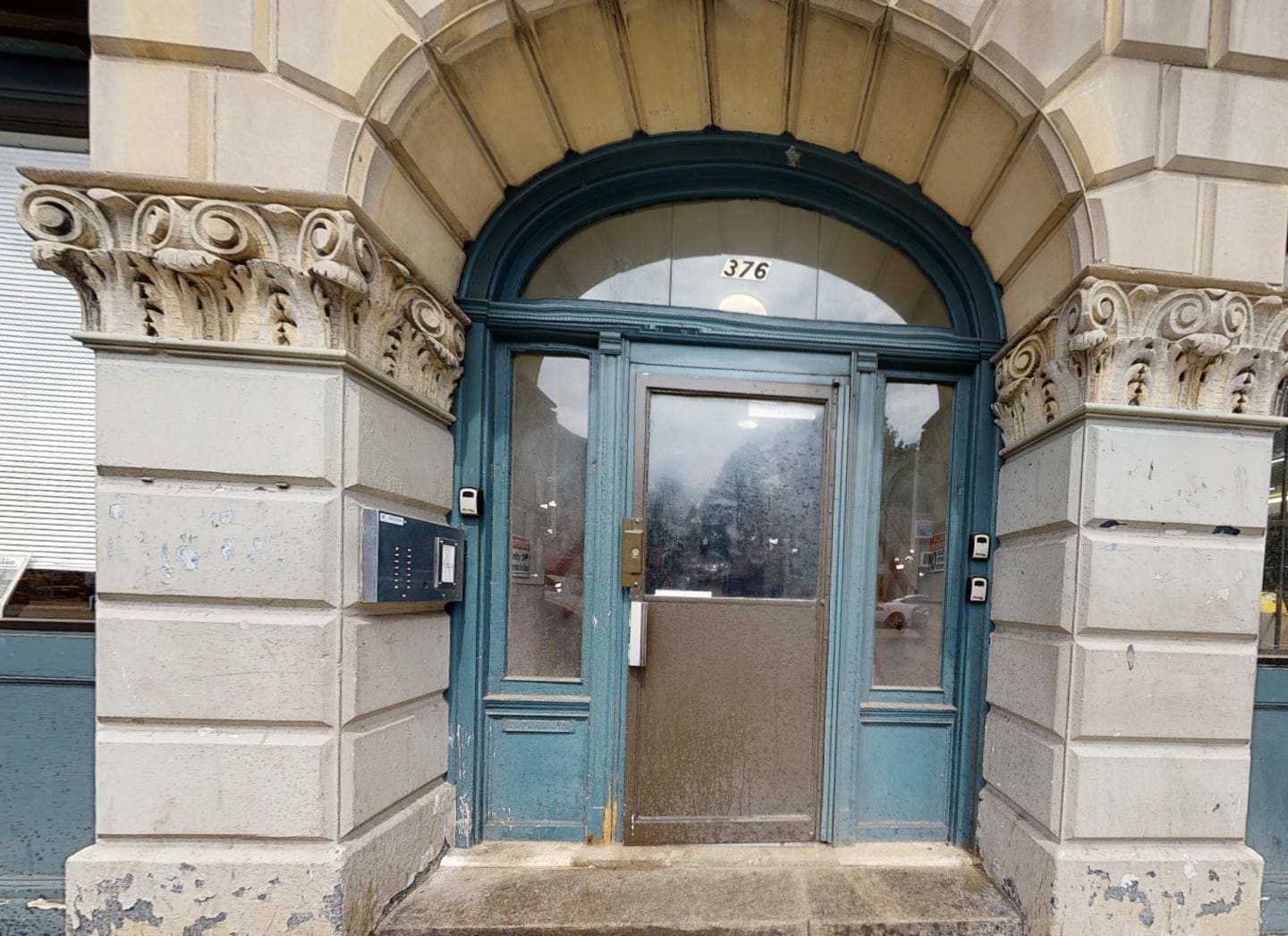 Building Photo - 376 Washington St