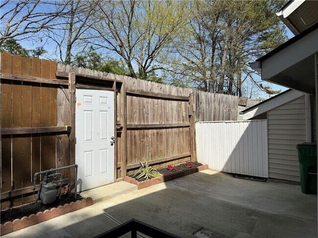 Building Photo - 4383 Idlewood Ln