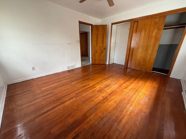 Building Photo - 26631 Lakeshore Blvd