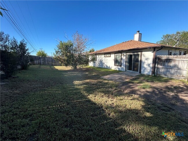 Building Photo - 4510 Dartmouth Dr