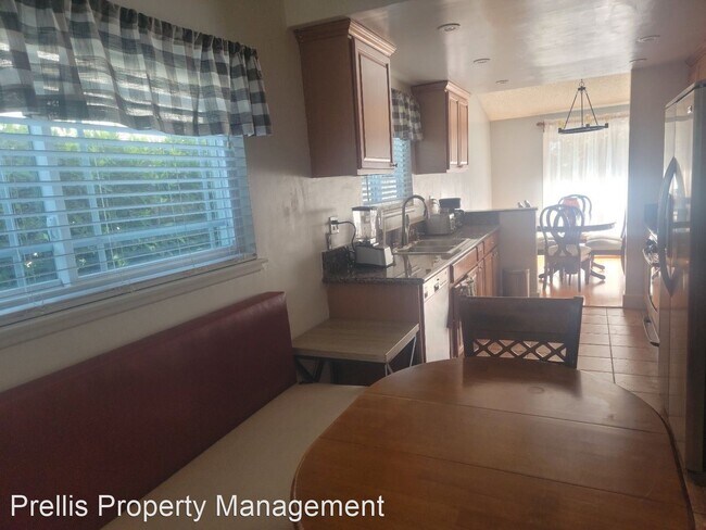 Building Photo - 4 br, 2 bath House - 11427 Stranwood Avenue