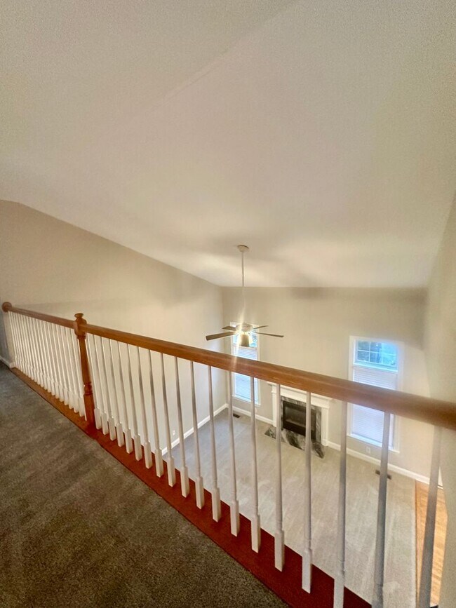 Building Photo - Spacious Waxhaw Home