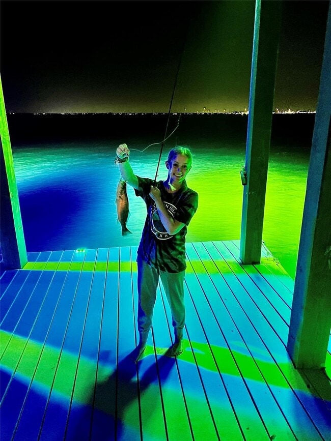 Building Photo - 1640 Windsong Way