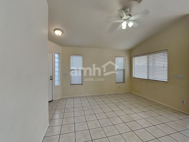 Building Photo - 12837 W Edgemont Ave