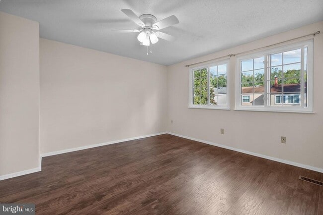 Building Photo - 6832 Heatherway Ct