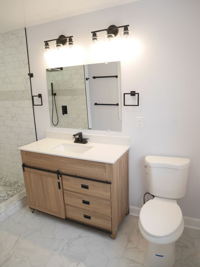 Building Photo - Modern Comfort Meets Prime Location: 3-Bedroom, 4-Bathroom Gem in Parkville, MD!