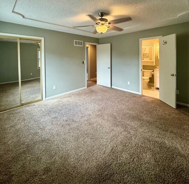 Building Photo - Exceptional Split-Level Home on Large Corn...