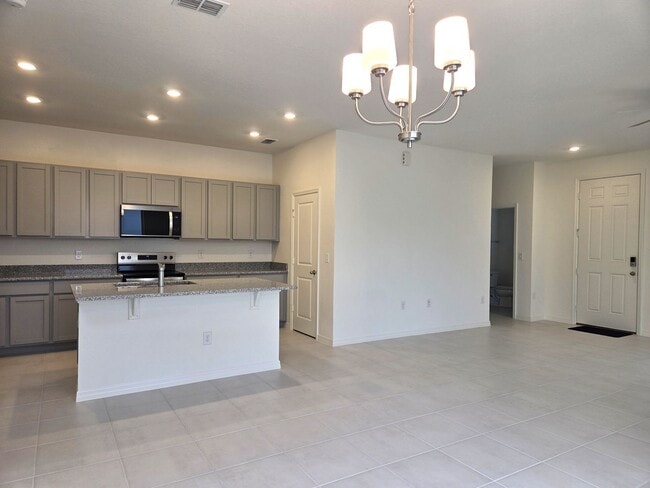 Building Photo - Brand New 2 Story 3/2.5 in Cypress Bluff