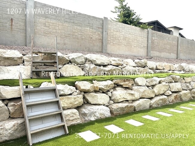 Building Photo - 1207 W Waverly Hills Ln