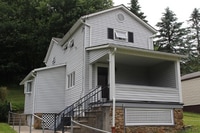 Building Photo - 207 Burkhard St