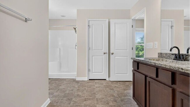 Building Photo - 116 Jersey Ln