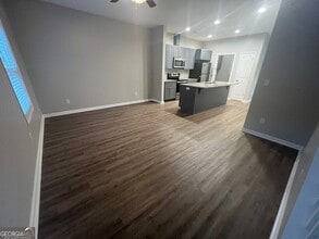 Building Photo - 1563 Bostwick Rd