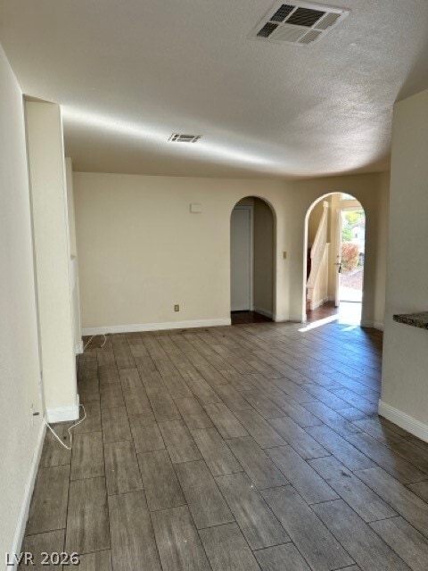 Building Photo - 2152 Falcon Pointe Ln